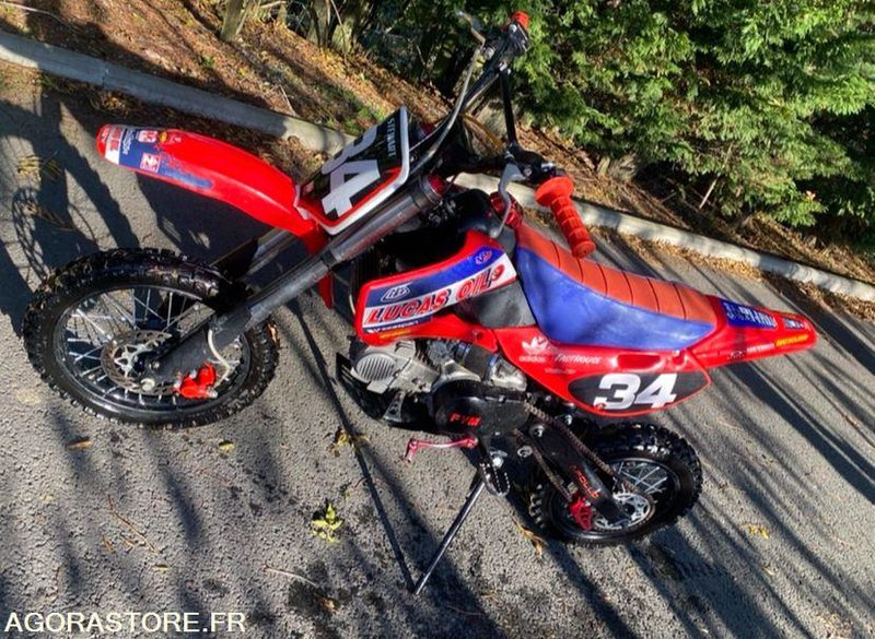 MOTO-CROSS-DIRT-APOLLO-140CC - Motocyclette: photos 2 MOTO-CROSS-DIRT-APOLLO-140CC - Motocyclette: photos 2