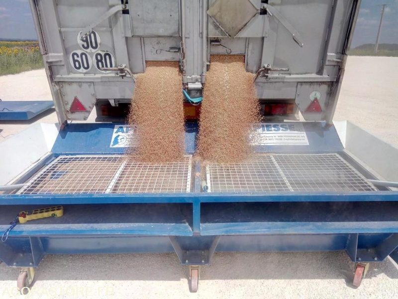 Machine agricole ensacheuse/boudineuse/ensileuse pour grains céréales mise en service 2017: photos 7