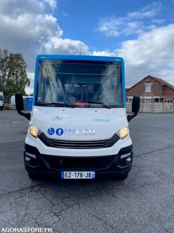 Minibus INDCAR MOBI LOW ENTRY - 27 places - PMR - Minibus, Transport de personnes: photos 1 Minibus INDCAR MOBI LOW ENTRY - 27 places - PMR - Minibus, Transport de personnes: photos 1