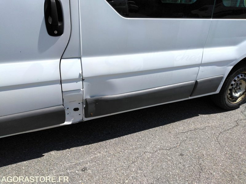 Minibus Renault Trafic - Minibus, Transport de personnes: photos 2 Minibus Renault Trafic - Minibus, Transport de personnes: photos 2