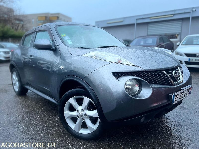 Nissan JUKE 1.6 117CH VISIA - 2011 - 106 000 km - SUV: photos 3 Nissan JUKE 1.6 117CH VISIA - 2011 - 106 000 km - SUV: photos 3
