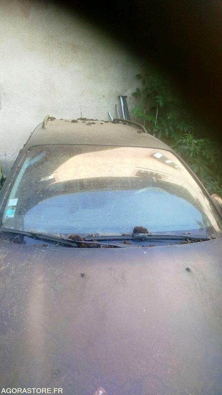 OPEL OMÉGA BREAK - 1996 - Voiture break: photos 3 OPEL OMÉGA BREAK - 1996 - Voiture break: photos 3