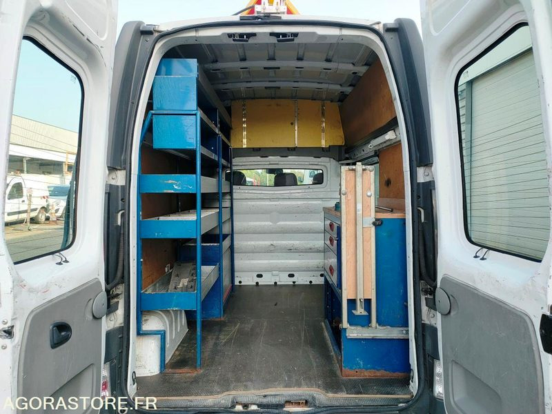 OPEL VIVARO - Fourgon utilitaire: photos 5 OPEL VIVARO - Fourgon utilitaire: photos 5