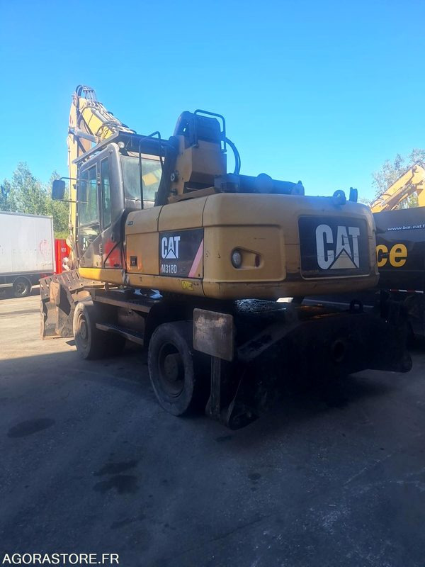 PELLE CAT M318D / R60290 - Pelle: photos 2 PELLE CAT M318D / R60290 - Pelle: photos 2