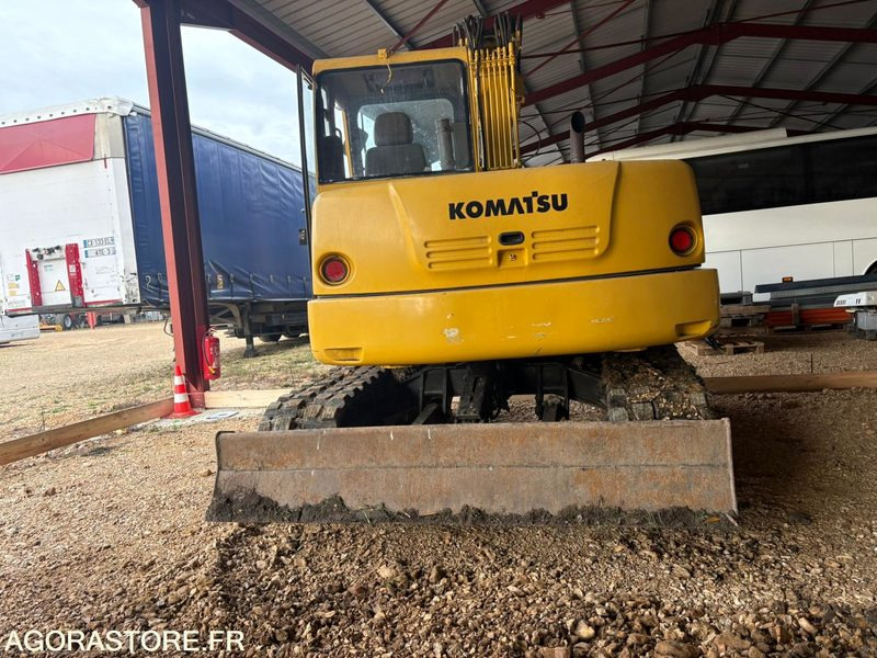 PELLE KOMATSU / 0333018 H / 2004 - Pelle: photos 2 PELLE KOMATSU / 0333018 H / 2004 - Pelle: photos 2