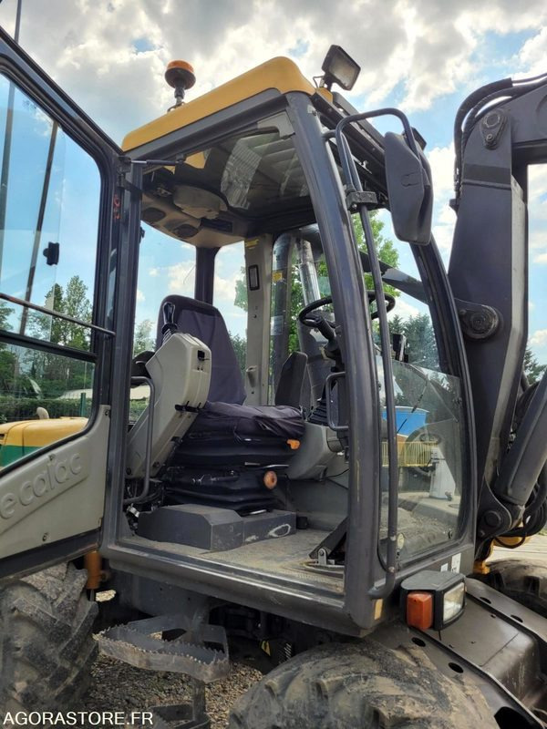 PELLE - MECALAC - 12MXT - 2006 / 4085 HEURES - Pelle: photos 3 PELLE - MECALAC - 12MXT - 2006 / 4085 HEURES - Pelle: photos 3