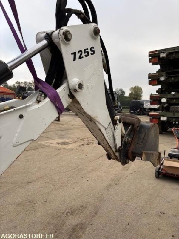 PELLE RETRO BOBCAT 725 S POUR SKID - Grue auxiliaire: photos 3 PELLE RETRO BOBCAT 725 S POUR SKID - Grue auxiliaire: photos 3