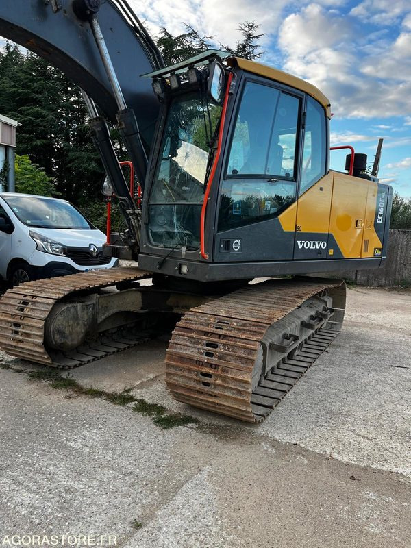 PELLE VOLVO EC160 NL - 2020 / 4950 HEURES - Pelle: photos 4 PELLE VOLVO EC160 NL - 2020 / 4950 HEURES - Pelle: photos 4