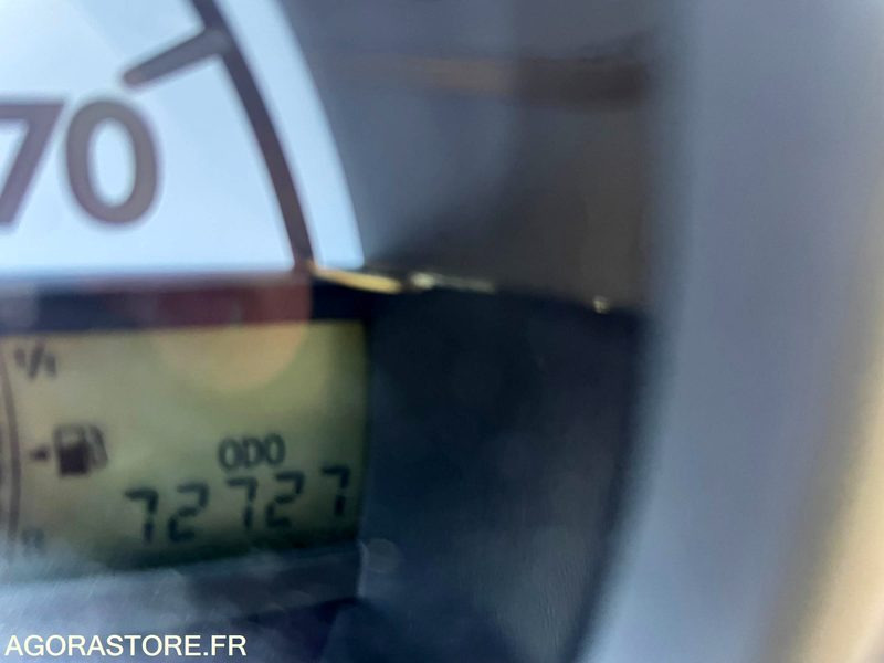 PEUGEOT 107 CZ-774-XE - Voiture: photos 5 PEUGEOT 107 CZ-774-XE - Voiture: photos 5