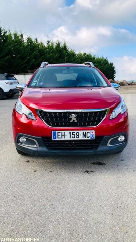 PEUGEOT 2008 1.2L STYLE - SUV: photos 2 PEUGEOT 2008 1.2L STYLE - SUV: photos 2
