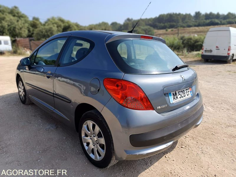 PEUGEOT 207 - 2009 - 235700KMS - Voiture: photos 4 PEUGEOT 207 - 2009 - 235700KMS - Voiture: photos 4