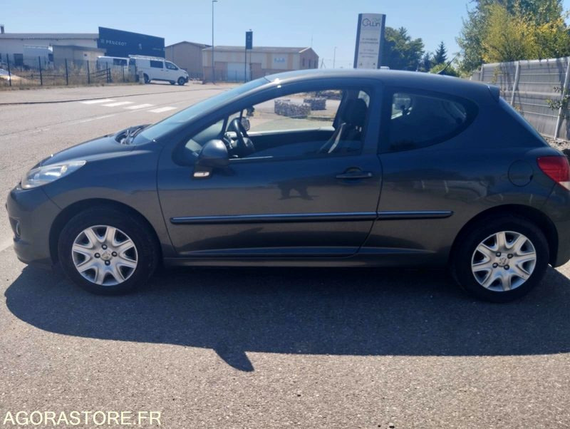 PEUGEOT 207 - 2010 - PHASE 2 - 123 125 KMS - EXCELLENT ETAT - Voiture: photos 4 PEUGEOT 207 - 2010 - PHASE 2 - 123 125 KMS - EXCELLENT ETAT - Voiture: photos 4