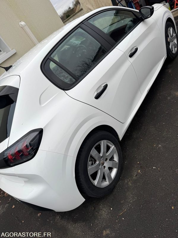 PEUGEOT - 208 - 2022 / 88000 KM - Voiture: photos 4 PEUGEOT - 208 - 2022 / 88000 KM - Voiture: photos 4