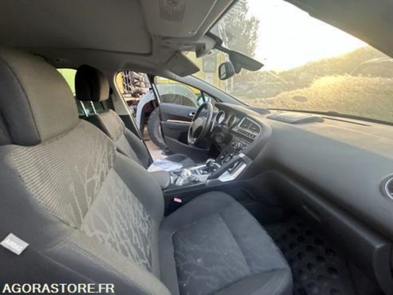 PEUGEOT 3008 - 2012 - 166476KM - CM955SZ - SUV: photos 5 PEUGEOT 3008 - 2012 - 166476KM - CM955SZ - SUV: photos 5