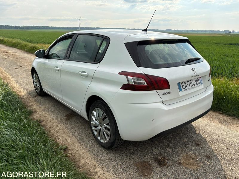 PEUGEOT 308 DIESEL 1.6 L HDI - Voiture: photos 4 PEUGEOT 308 DIESEL 1.6 L HDI - Voiture: photos 4