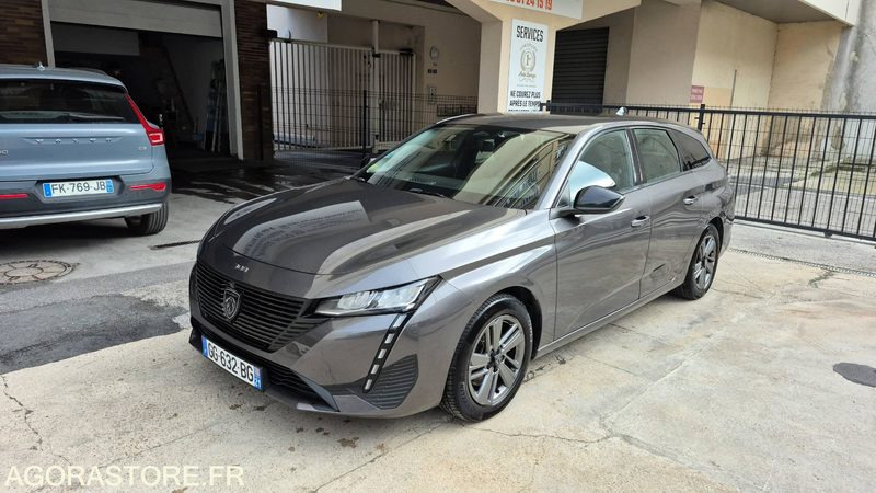 PEUGEOT 308 III (P5) SW 1.5 BlueHDi 16V S&S 130 cv Boîte automatique pas TVA - Voiture break: photos 1 PEUGEOT 308 III (P5) SW 1.5 BlueHDi 16V S&S 130 cv Boîte automatique pas TVA - Voiture break: photos 1