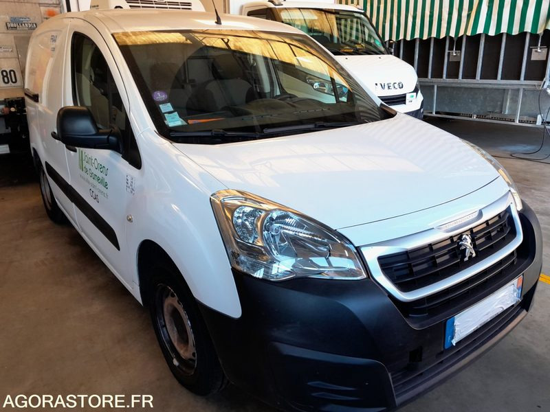 PEUGEOT PARTNER II 1.6 Vti 50026 kms 2016 frigo - Fourgonnette: photos 1 PEUGEOT PARTNER II 1.6 Vti 50026 kms 2016 frigo - Fourgonnette: photos 1
