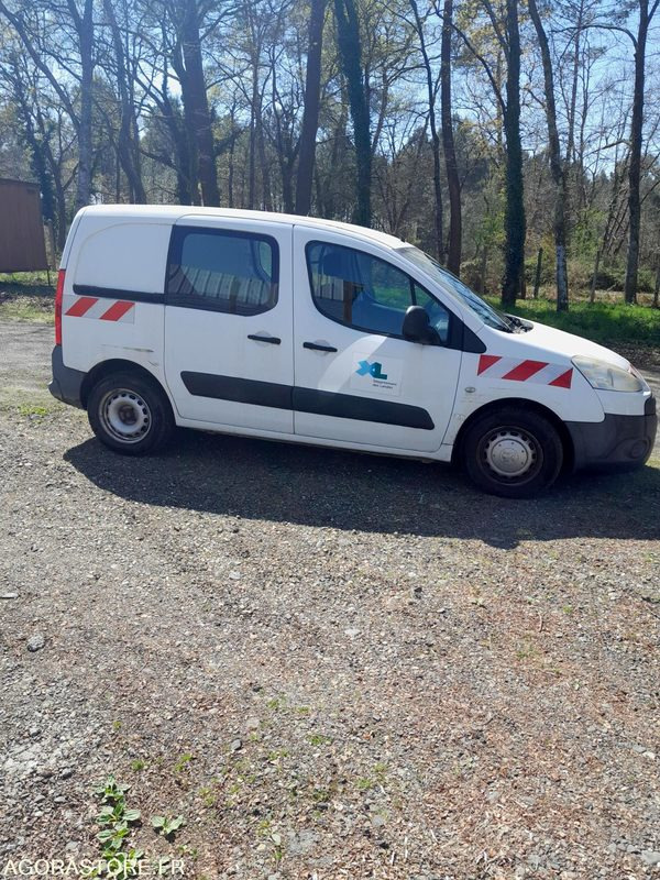 PEUGEOT Partner 3pl - Fourgonnette: photos 5 PEUGEOT Partner 3pl - Fourgonnette: photos 5