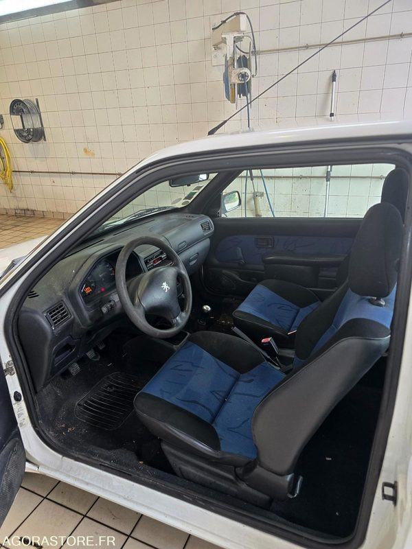 PEUGOT 106 - Voiture: photos 1 PEUGOT 106 - Voiture: photos 1