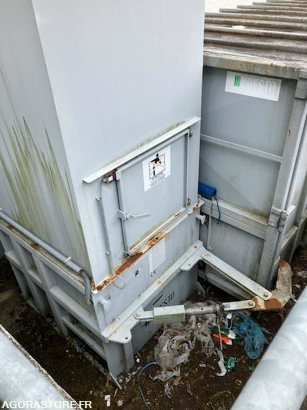 PRESSE A CARTON A VIS PRESTO SPN15 - 2009 - Outil/ Équipement: photos 2 PRESSE A CARTON A VIS PRESTO SPN15 - 2009 - Outil/ Équipement: photos 2