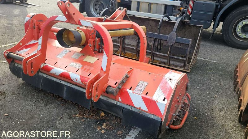 PVA 289 - Broyeuse - Kuhn - 2001 - Broyeur à axe horizontal: photos 3 PVA 289 - Broyeuse - Kuhn - 2001 - Broyeur à axe horizontal: photos 3