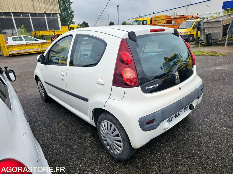 Peugeot 107 - 2013 - 105006km - CP037TD - Voiture: photos 4 Peugeot 107 - 2013 - 105006km - CP037TD - Voiture: photos 4