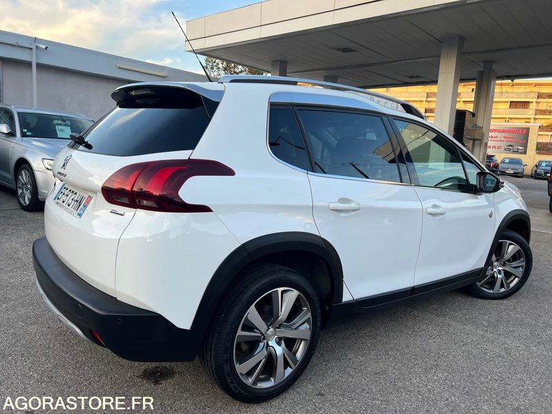 Peugeot 2008 1.2 PURETECH 110CH CROSSWAY S&S - SUV: photos 2 Peugeot 2008 1.2 PURETECH 110CH CROSSWAY S&S - SUV: photos 2