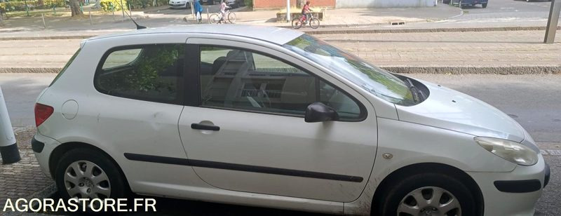 Peugeot 307 - 2005 - 216 000 KM - Voiture: photos 2 Peugeot 307 - 2005 - 216 000 KM - Voiture: photos 2