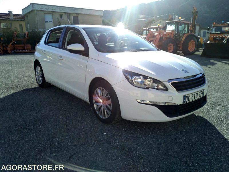 Peugeot 308 1.6 Blue Hdi 120 - 2014 - 168240 KM - Voiture: photos 1 Peugeot 308 1.6 Blue Hdi 120 - 2014 - 168240 KM - Voiture: photos 1