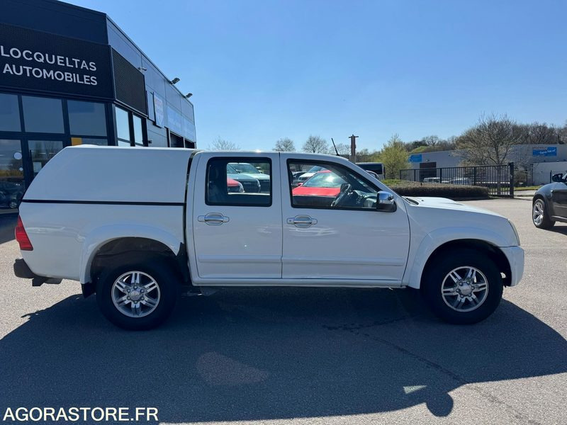 Pick-up ISUZU Dmax - 2011 - 147 383km - Pick-up: photos 2 Pick-up ISUZU Dmax - 2011 - 147 383km - Pick-up: photos 2