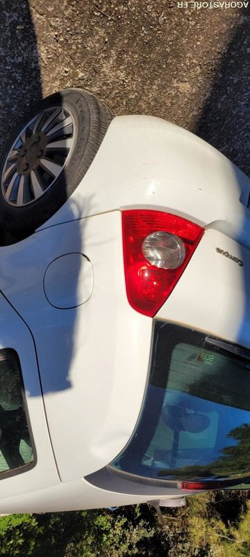 RENAULT CLIO - 2010 - Voiture: photos 5 RENAULT CLIO - 2010 - Voiture: photos 5