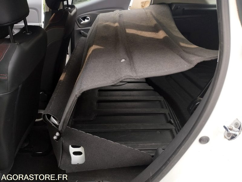 RENAULT CLIO 4 - Voiture: photos 4 RENAULT CLIO 4 - Voiture: photos 4