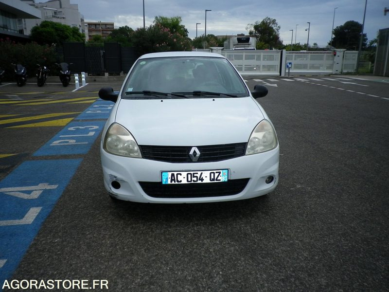 RENAULT CLIO CAMPUS 1.2 16V 75CH - Voiture: photos 1 RENAULT CLIO CAMPUS 1.2 16V 75CH - Voiture: photos 1