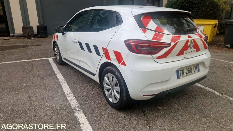 RENAULT CLIO V - 2020 - 128120 KM (FN-260-CM) - Voiture: photos 3 RENAULT CLIO V - 2020 - 128120 KM (FN-260-CM) - Voiture: photos 3