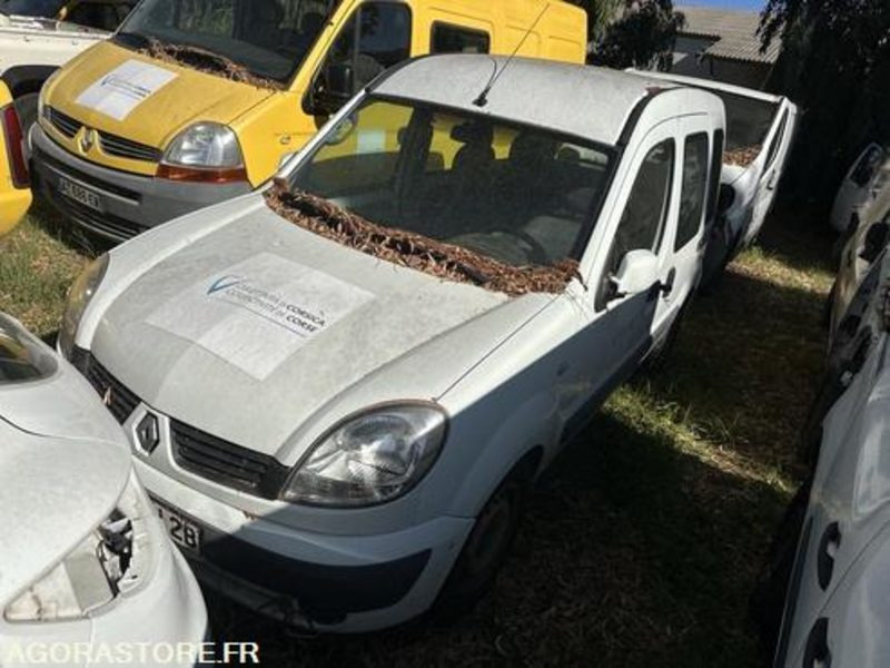 RENAULT KANGOO - 2006 - 286921KM - 3240HJ2B - Fourgonnette: photos 1 RENAULT KANGOO - 2006 - 286921KM - 3240HJ2B - Fourgonnette: photos 1