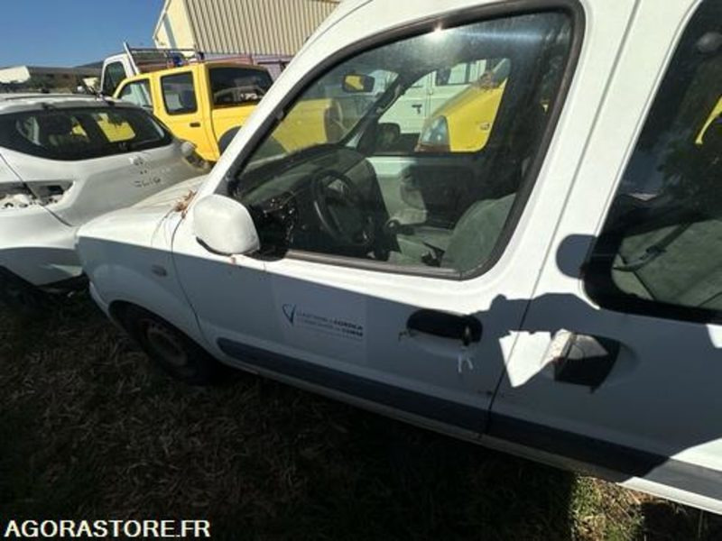RENAULT KANGOO - 2006 - 286921KM - 3240HJ2B - Fourgonnette: photos 5 RENAULT KANGOO - 2006 - 286921KM - 3240HJ2B - Fourgonnette: photos 5