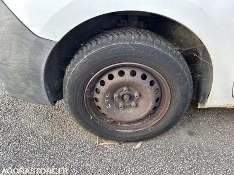 RENAULT KANGOO - 2009 - 182586KM - AF175XK - Fourgonnette: photos 3 RENAULT KANGOO - 2009 - 182586KM - AF175XK - Fourgonnette: photos 3