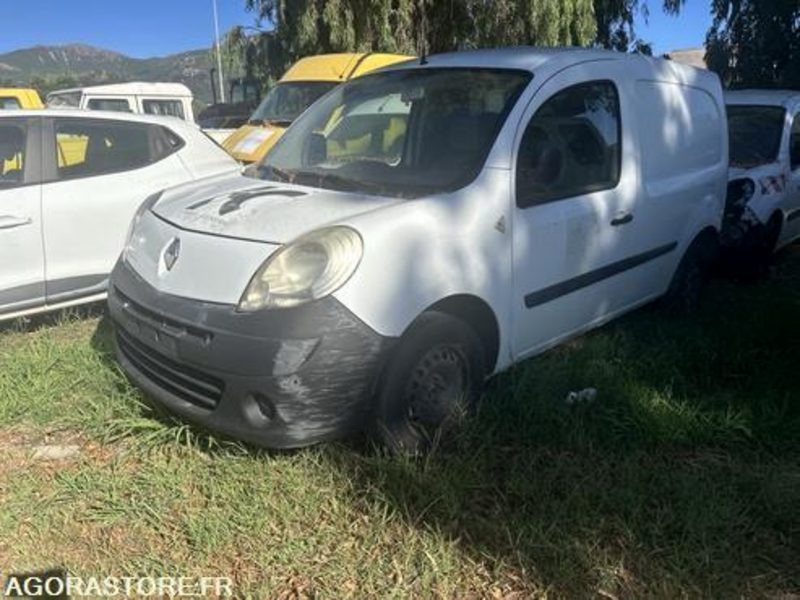 RENAULT KANGOO - 2010 - 288112km - AR259YG - Fourgonnette: photos 3 RENAULT KANGOO - 2010 - 288112km - AR259YG - Fourgonnette: photos 3