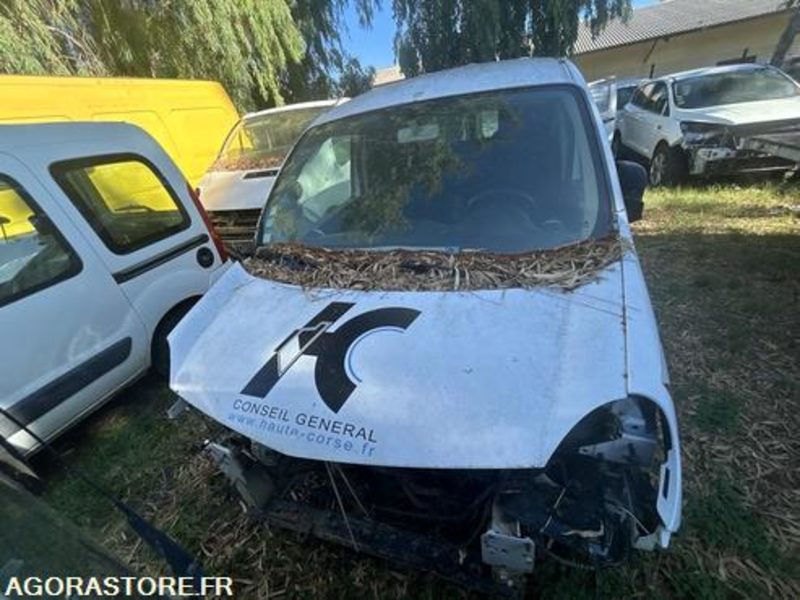 RENAULT KANGOO - 2012 - 189126KM - CH940FW - Fourgonnette: photos 2 RENAULT KANGOO - 2012 - 189126KM - CH940FW - Fourgonnette: photos 2