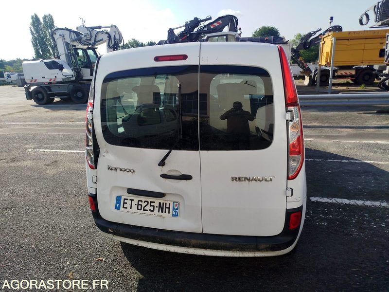 RENAULT KANGOO - 2018 - 233795 KM - Fourgonnette: photos 3 RENAULT KANGOO - 2018 - 233795 KM - Fourgonnette: photos 3