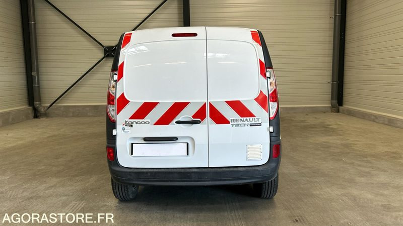 RENAULT KANGOO II MOTRICITE RENFORCEE 1ERE MAIN 2018 97800KMS CT OK - Fourgonnette: photos 2 RENAULT KANGOO II MOTRICITE RENFORCEE 1ERE MAIN 2018 97800KMS CT OK - Fourgonnette: photos 2
