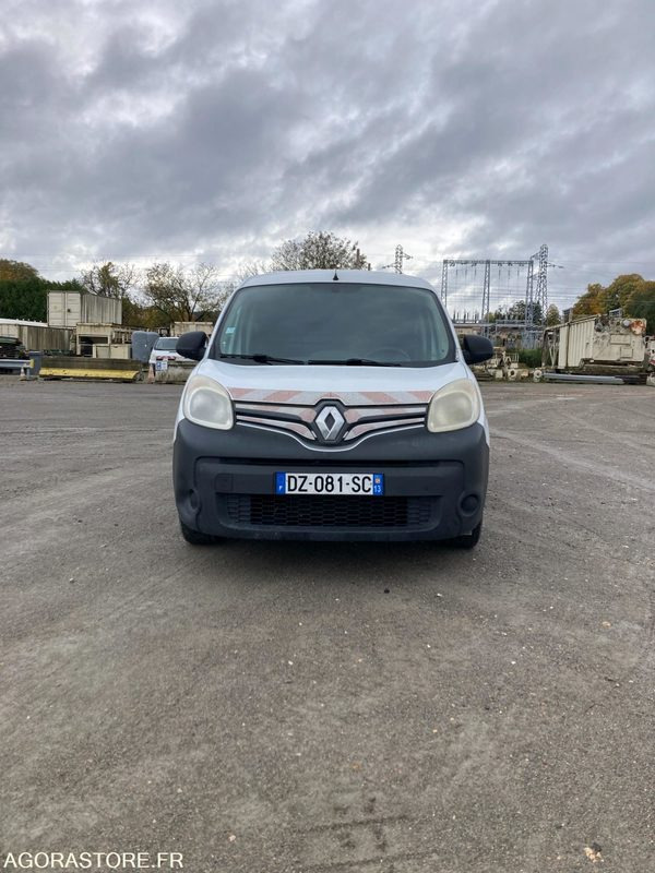 RENAULT KANGOO diesel - Année 2016 - 322 400 km - Fourgonnette: photos 3 RENAULT KANGOO diesel - Année 2016 - 322 400 km - Fourgonnette: photos 3