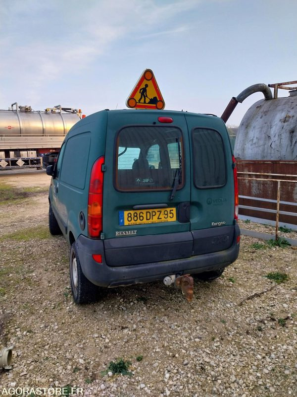 RENAULT Kangoo 4X4 2004 (160 000Km) NON ROULANT Moteur HS PRO UNIQUEMENT - Fourgonnette: photos 3 RENAULT Kangoo 4X4 2004 (160 000Km) NON ROULANT Moteur HS PRO UNIQUEMENT - Fourgonnette: photos 3
