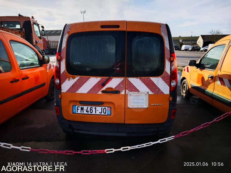 RENAULT Kangoo FM-461-JQ Moteur tournant - Fourgonnette: photos 4 RENAULT Kangoo FM-461-JQ Moteur tournant - Fourgonnette: photos 4