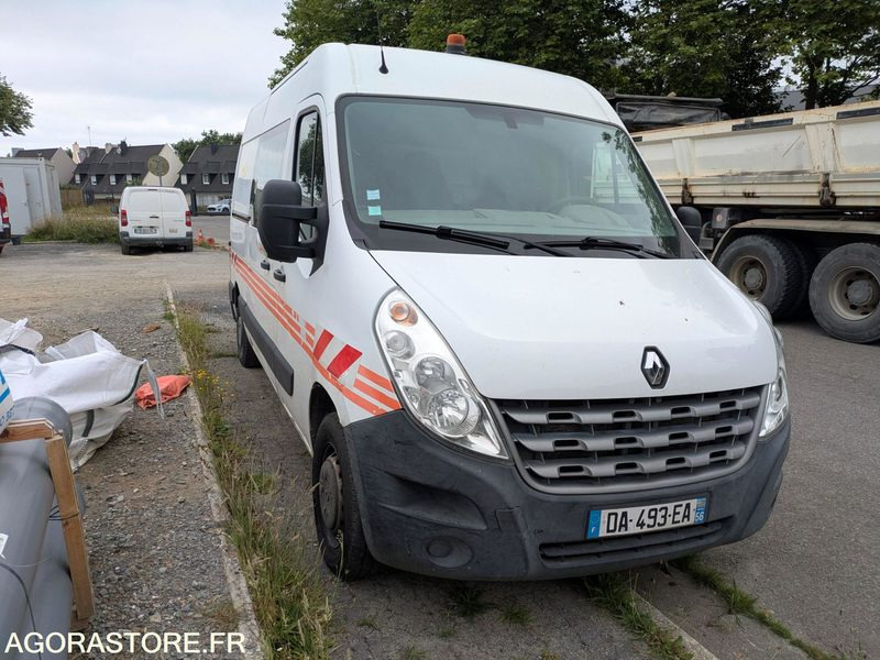 RENAULT MASTER - 2013 - 257835 km - Fourgon utilitaire: photos 2 RENAULT MASTER - 2013 - 257835 km - Fourgon utilitaire: photos 2