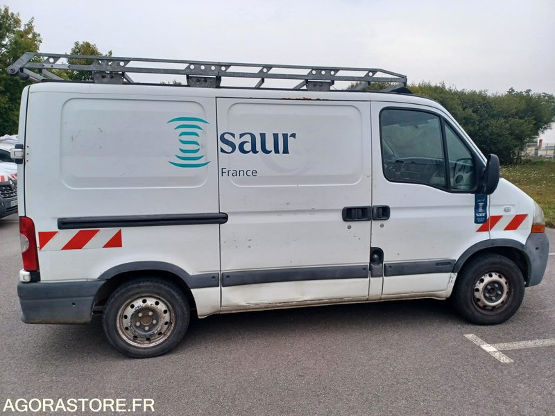 RENAULT MASTER BA506SM - 2010 / 171 977 KM - Fourgon utilitaire: photos 2 RENAULT MASTER BA506SM - 2010 / 171 977 KM - Fourgon utilitaire: photos 2