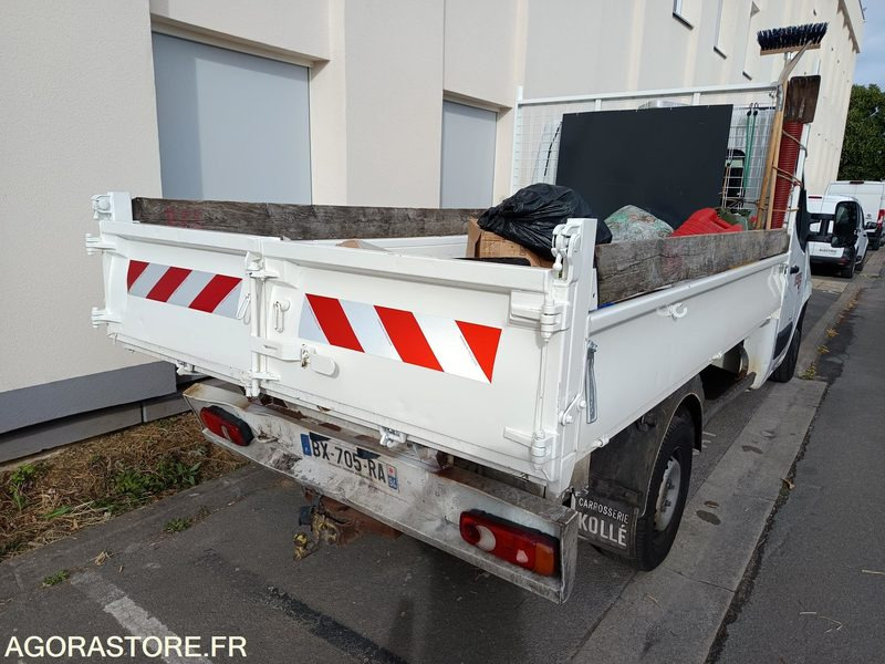 RENAULT MASTER BENNE 2.3 DCI - Utilitaire benne: photos 2 RENAULT MASTER BENNE 2.3 DCI - Utilitaire benne: photos 2