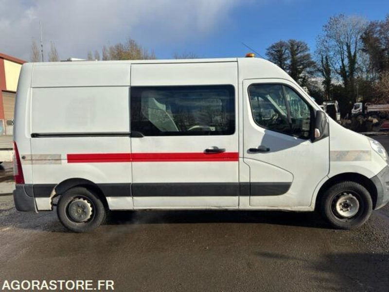 RENAULT MASTER - CABINE APPRONFONDI TP7 - 2014 - 309000KM - Fourgonnette: photos 3 RENAULT MASTER - CABINE APPRONFONDI TP7 - 2014 - 309000KM - Fourgonnette: photos 3