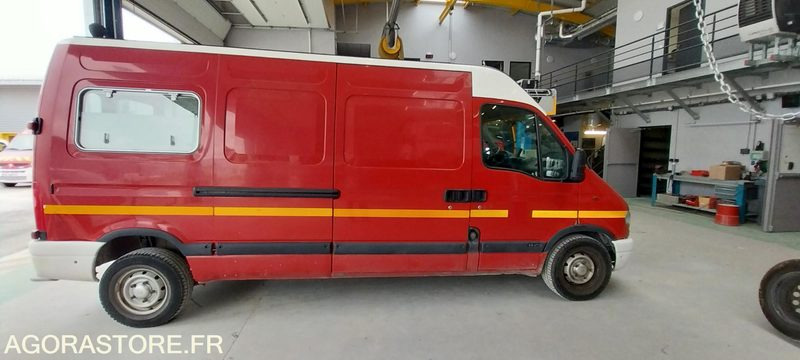 RENAULT MASTER - Fourgon utilitaire: photos 1 RENAULT MASTER - Fourgon utilitaire: photos 1