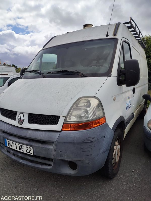 RENAULT MASTER II 2.5DCi - 120cv - Fourgon utilitaire: photos 2 RENAULT MASTER II 2.5DCi - 120cv - Fourgon utilitaire: photos 2